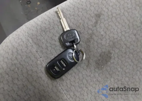 2004 Toyota Corolla Le from USA, damaged, VIN 2T1BR32E64C247267